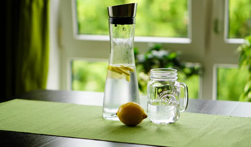Băutura-minune care te ajută să topești ZECE kilograme într-o lună. Se prepară în 30 de secunde și are numeroase beneficii pentru organism!
