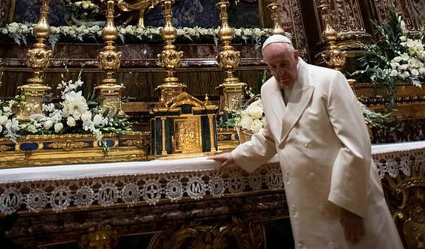 Papa Francisc nu condamnă sexul în afara căsătoriei: „Nu păcatele cărnii sunt cele mai grave, ci ura şi mândria”
