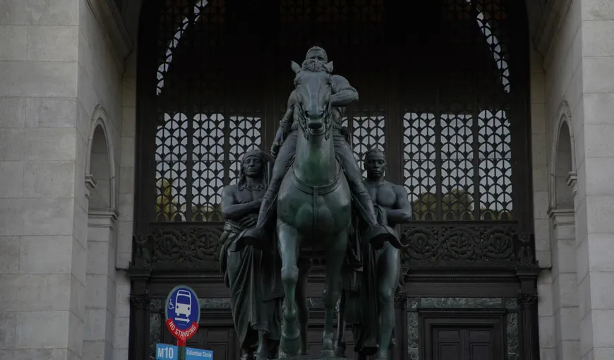 Statuia lui Theodore Roosevelt de la New York se demontează. De ce adepţii culturii anihilării o consideră degradantă