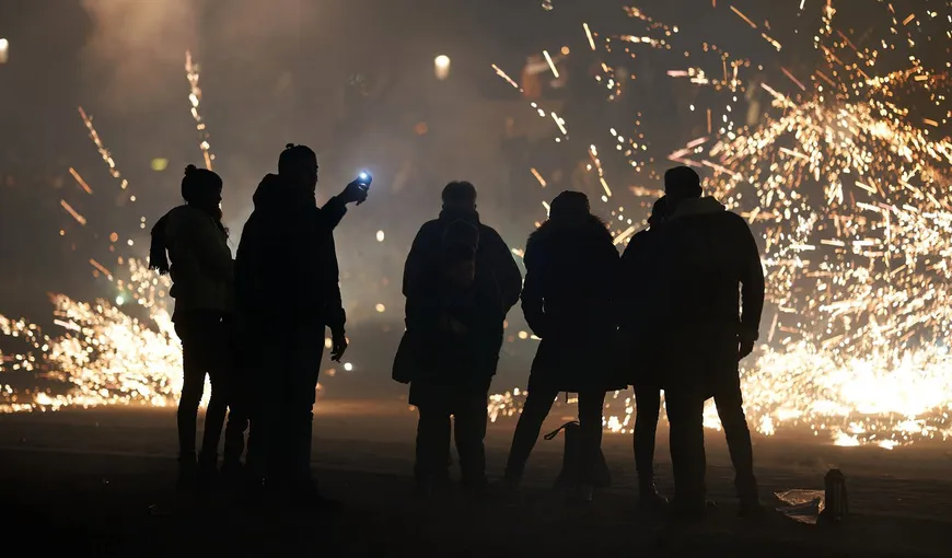 Germania vrea să restrângă petrecerile de Anul Nou la maxim 10 persoane. Măsura vizează inclusiv reuniunile în locuinţe private