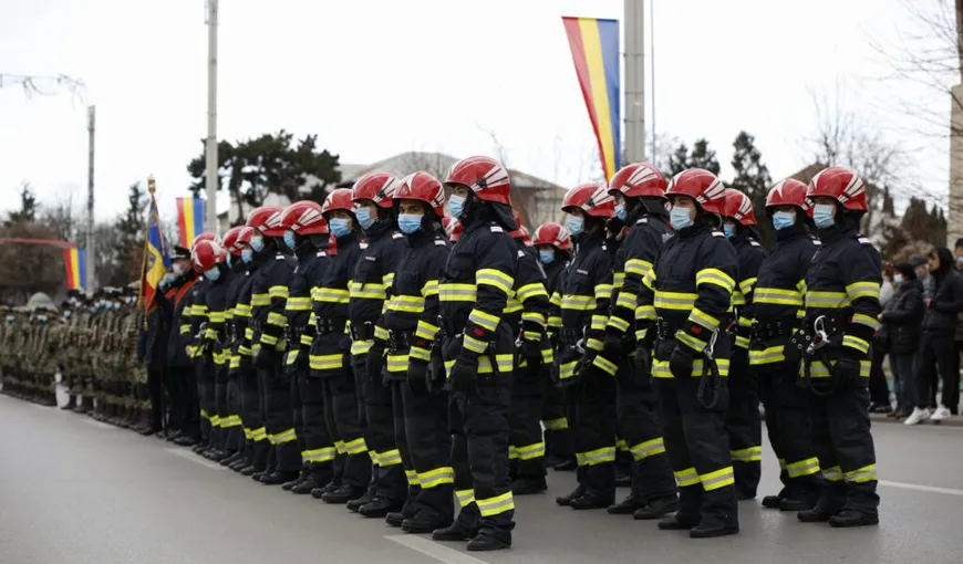 MAI trimite pompierii să verifice românii carantinaţi. Poliţiştii au refuzat să facă controalele