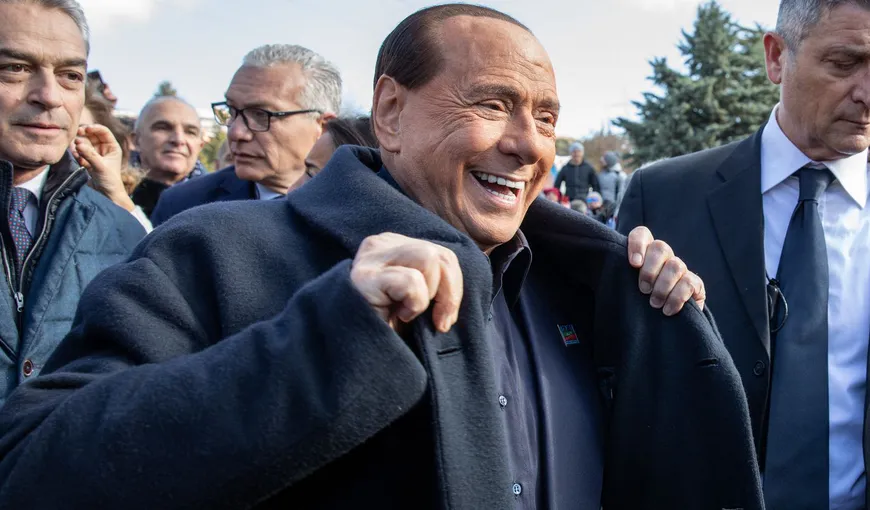 Fostul premier italian Silvio Berlusconi, internat într-un spital din Milano