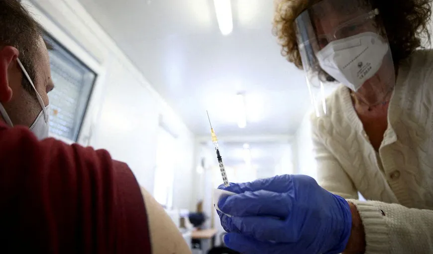 Premieră în UE, vaccinarea obligatorie a tuturor adulţilor a devenit realitate în Austria. Legea a fost votată de parlament şi va fi aplicată în 15 zile