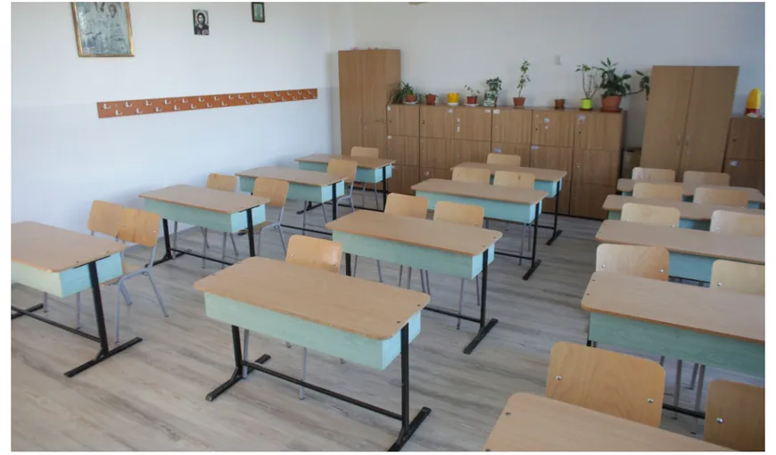 GREVĂ în toate şcolile din România. Profesorii sunt nemulțumiți de salarii şi refuză să mai intre la ore