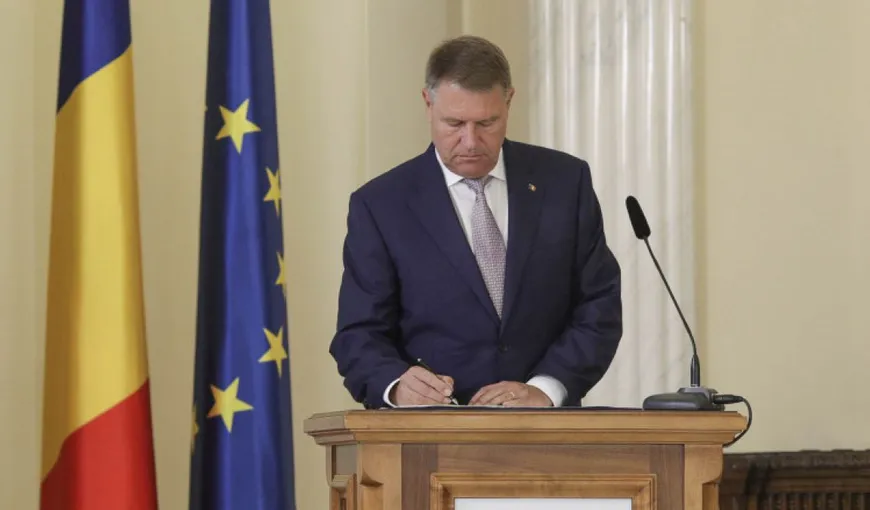 Klaus Iohannis a semnat decretele de eliberare din funcţie pentru mai mulţi magistraţi, printre care şi un procuror condamnat definitiv