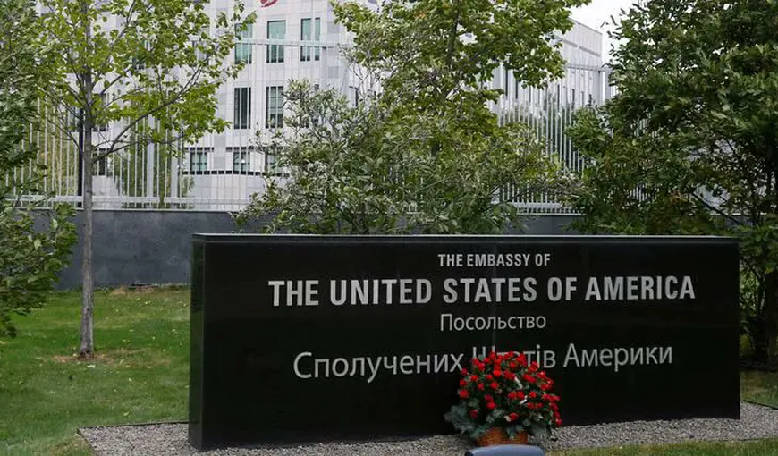 Criza din Ucraina. SUA a ordonat evacuarea familiilor angajaţilor de la ambasada sa din Kiev