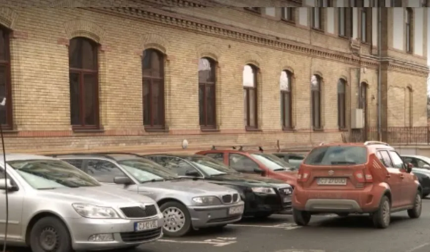 În Cluj parcarea e mai scumpă decât în Manhattan. Cât a plătit un şofer după mai puțin de două ore petrecute la Urgențe