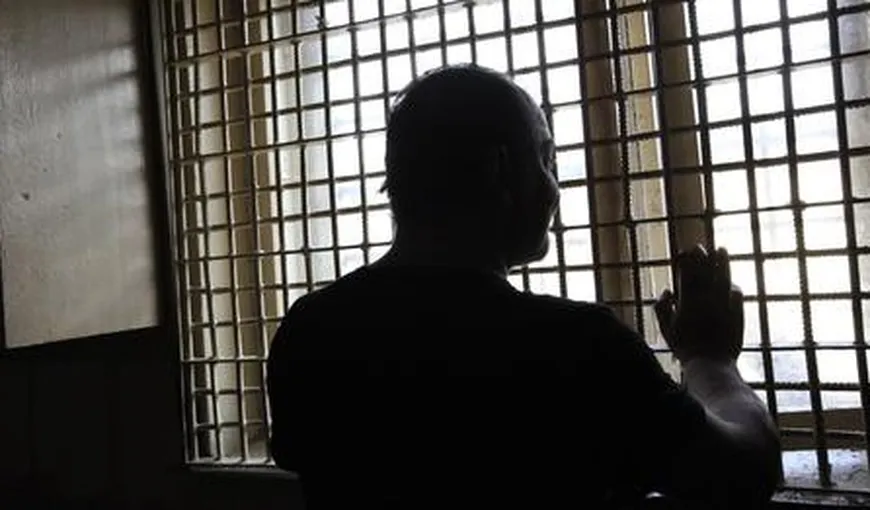 Vladimir Putin a semnat cea mai aşteptată lege de către ruşi: Închisoare pe viaţă pentru pedofili