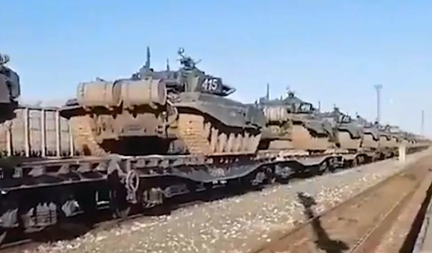Rusia şi-a mutat trupele la granița cu Ucraina. Trenurile sunt pline cu soldați și tancuri VIDEO