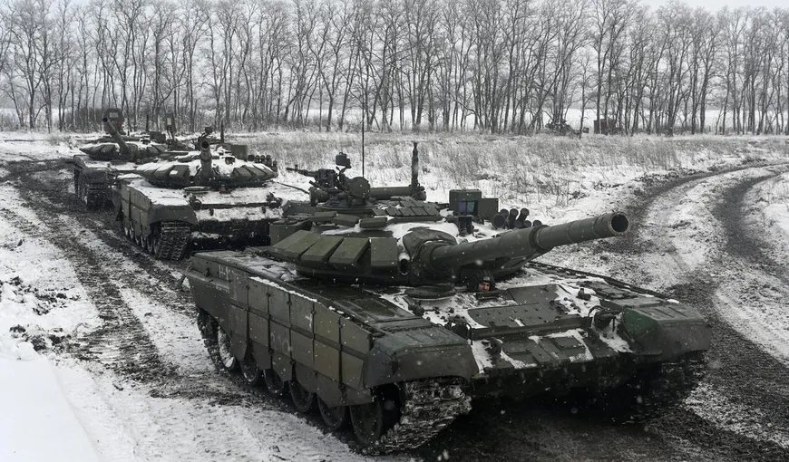 Tancurile ruseşti se îndreaptă spre Ucraina. Rusia ameninţă SUA cu măsuri dure. Noi imagini din satelit