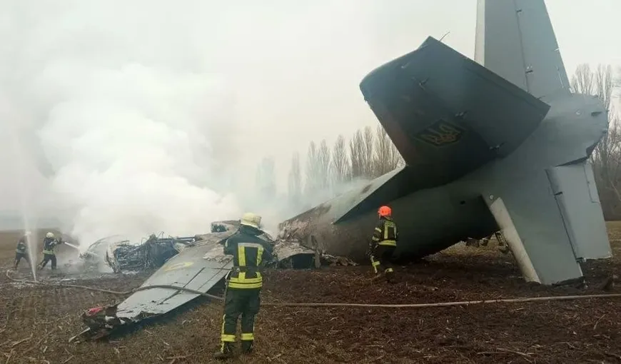 Avion militar ucrainean cu 14 persoane la bord, doborât în apropiere de Kiev. Nu există supraviețuitori