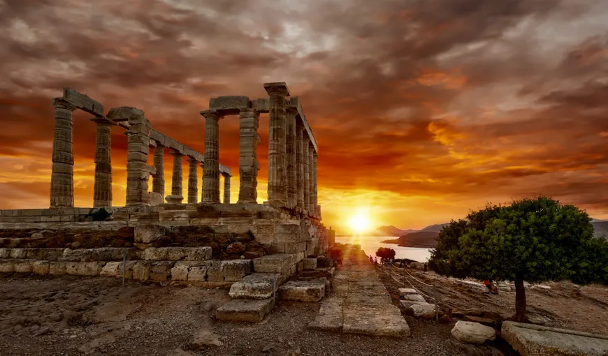 Grecia modifică de luni regulile de intrare în ţară. Guvernul vrea să înceapă la 1 martie sezonul turistic estival