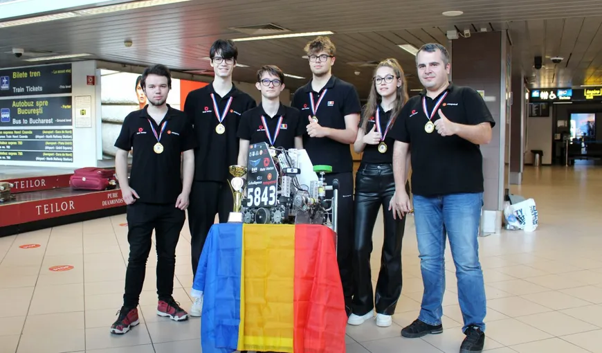 AutoVortex, o nouă victorie! Echipa de Robotică a României a obținut medalia de aur la Campionatul Internațional de Robotică din Libia