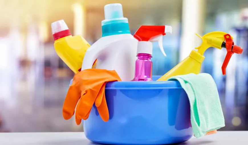 Ştiai că te poţi îmbolnăvi atunci când faci curat? Greşelile frecvente care îţi pun sănătatea în pericol
