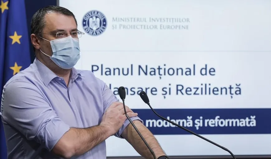 Cristian Ghinea: „Rafila, nu fi puturos! În iunie trebuie să bată în cuie lista de 25 de spitale din PNRR. Rafila cumpără televizoare”
