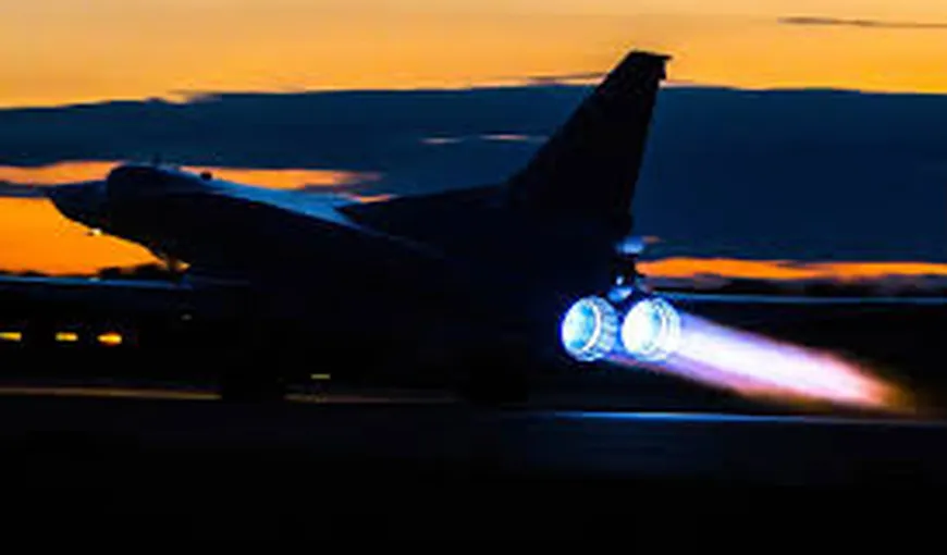 Rusia a trimis două bombardiere dotate cu supersonice în Siria, lângă portavioanele NATO din Mediterana VIDEO