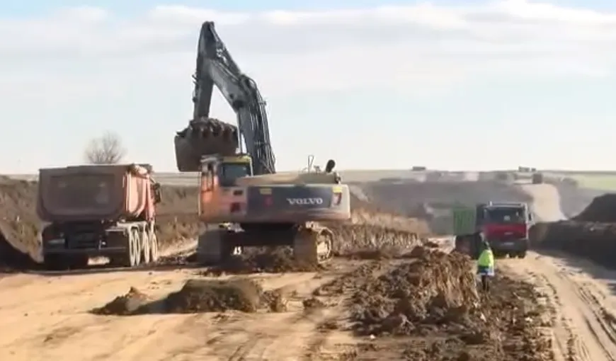 S-au reluat lucrările pe şantierul Drumului Expres Craiova -Piteşti. Grindeanu: Circulaţia trebuie să fie deschisă anul acesta
