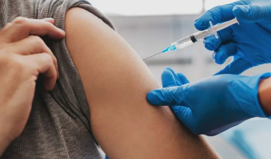Bilanţ vaccinare COVID-19 24 februarie: Puţin peste 6.000 de doze de vaccin administrate în 24 de ore
