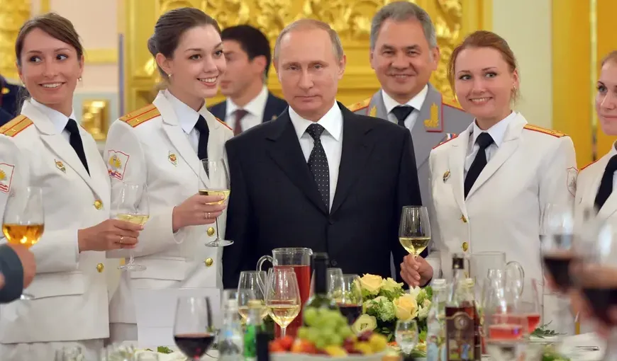 Cine este și cum arată femeia cu care Vladimir Putin ar avea o fiică secretă. A fost menajeră, iar acum învârte miliarde FOTO