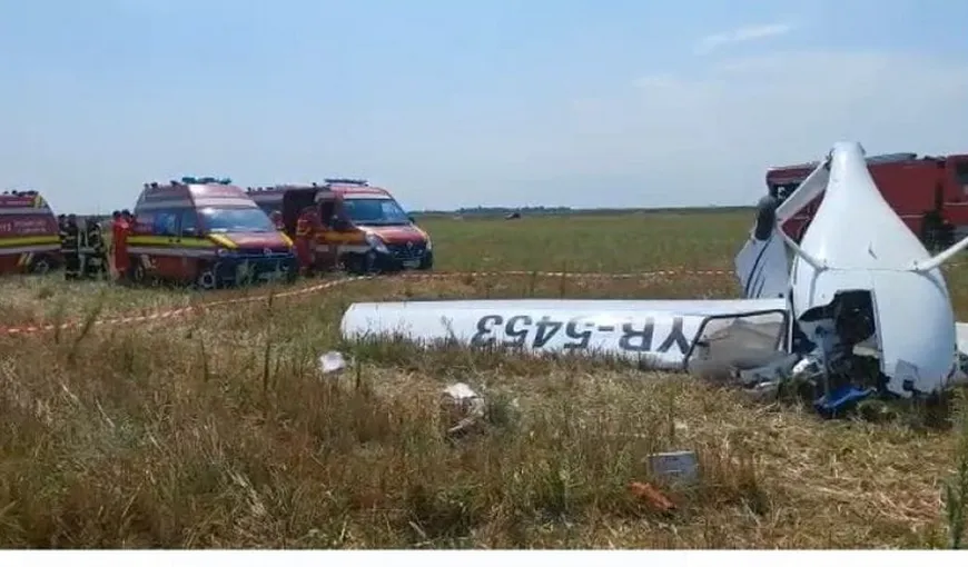 Un avion de mici dimensiuni s-a prăbuşit în apropiere de Bacău. Operaţiunea de căutare cu elicopterul, oprită
