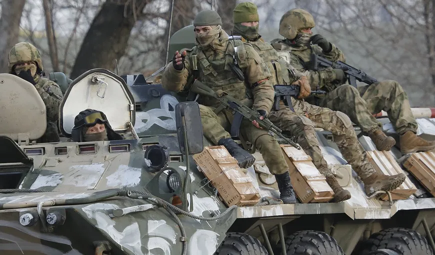 Răsturnare de situaţie. Cum îşi protejează armata rusă tancurile și echipamentele de lână Kiev