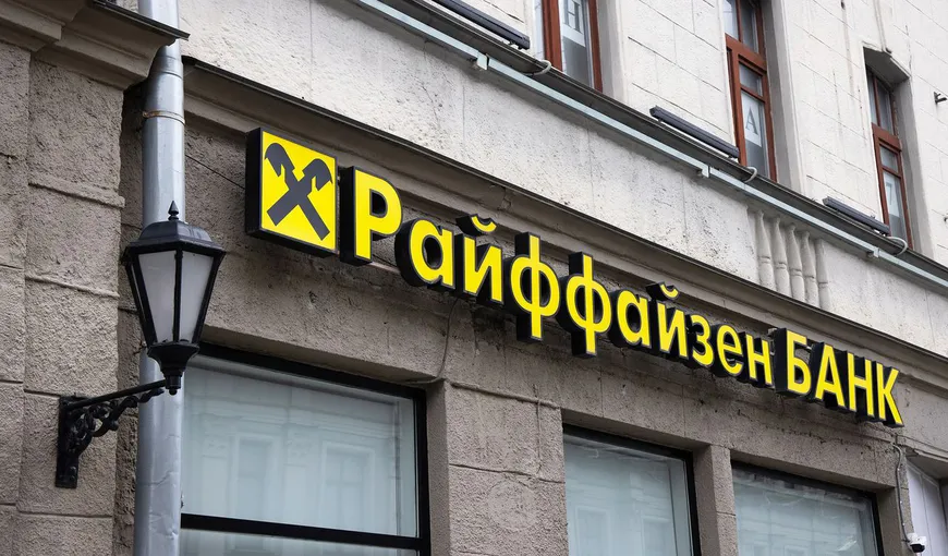 Raiffeisen Bank ar putea ieşi de piaţa din Rusia după invadarea Ucrainei. Kremlinul anunţă restricţii financiare pentru firmele străine pe fondul sancţiunilor impuse de UE şi SUA