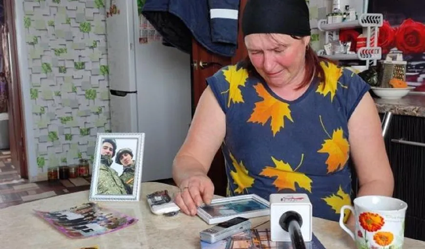 Mama unui soldat rus de 20 de ani, mort în Donbas, povesteşte ce mesaj a primit: „Fiul tău a murit, poţi să-l îngropi”