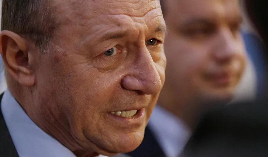 Primul incident la casa lui Traian Băsescu după ce SPP l-a lăsat fără pază: „Petrov, achită-ţi datoriile!”/ Traian Băsescu: Nu mă tem! Este o campanie masivă de compromitere