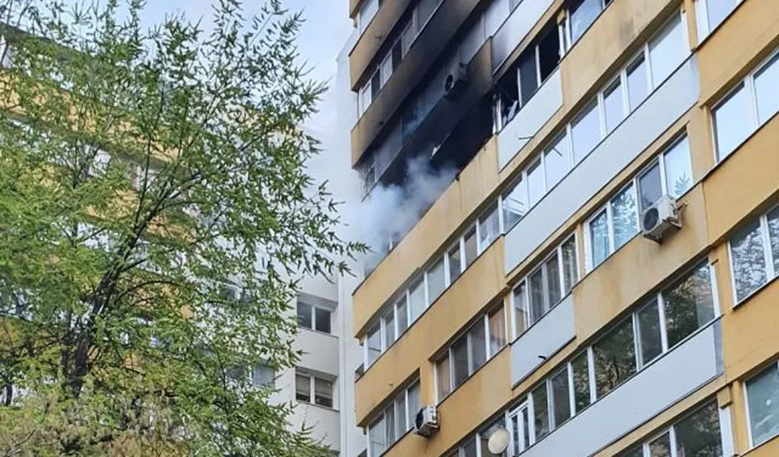 Incendiu într-un bloc din zona Doamna Ghica, din Bucureşti. Au fost evacuate 11 persoane, una fiind transportată la spital