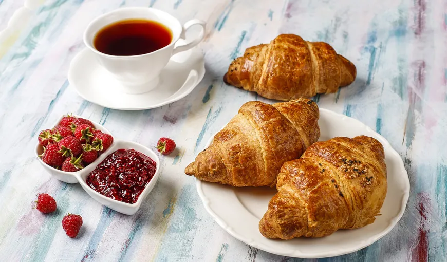 Ce să NU mănânci la micul dejun dacă bei cafea: Alimentul care face diferenţa!