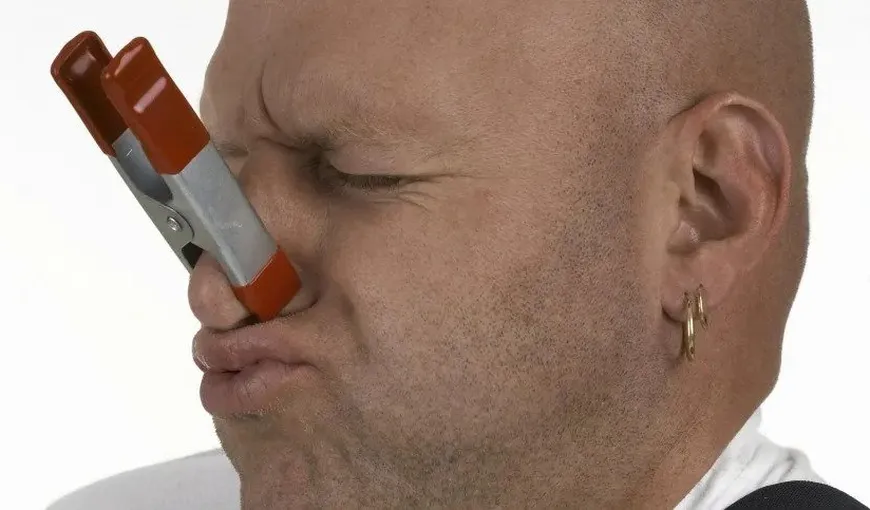 Oamenii de știință au identificat cel mai neplăcut miros din lume. Ce crezi că-ţi mută cel mai tare nasul din loc?