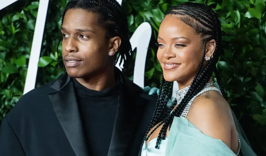 Rihanna și iubitul ei, A$AP Rocky, s-au despărțit cu doar două săptămâni înainte să devină părinți. Artista a fost înșelată cu o româncă