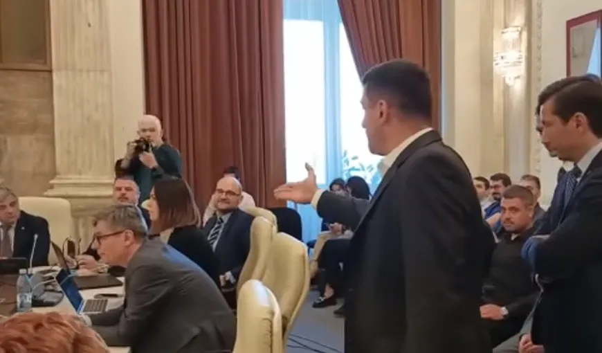 Tensiuni în Parlament, pe tema legii off-shore. George Simion și Virgil Popescu, din nou în prim-plan: „Hoțule!” (VIDEO)