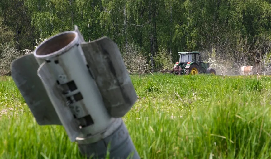 Ruşii au schimbat tactica. Jefuiesc şi bombardează fermele agricole din Ucraina VIDEO