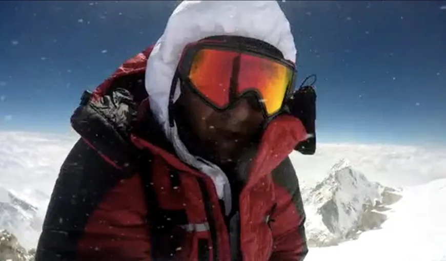 Alpinistul Horia Colibăşanu a ajuns în ţară. Primele fotografii de pe vârful Kangchenjunga din Himalaya