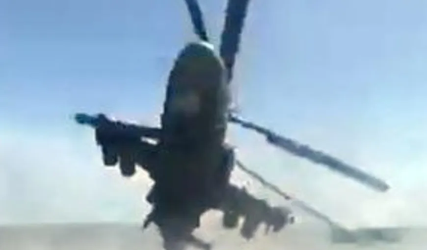 Imagini uluitoare în războiul din Ucraina. Militarii ruşi, la un pas de a se prăbuşi cu un elicopter de atac într-un lac VIDEO