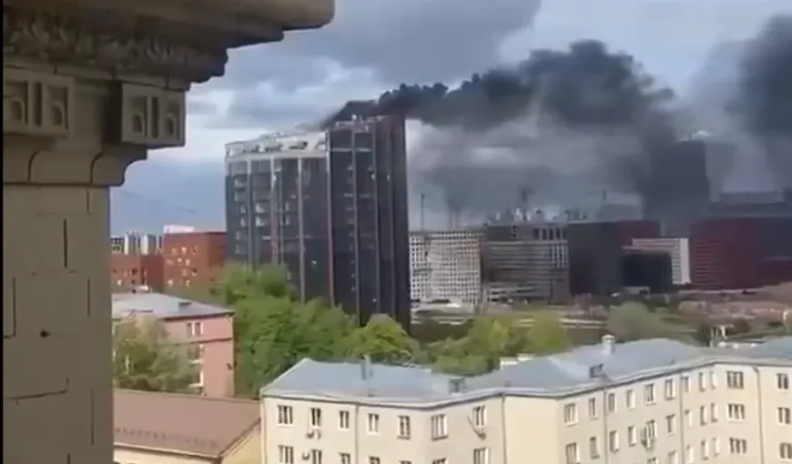 Incendiu de proporţii la un centru de afaceri din Moscova VIDEO