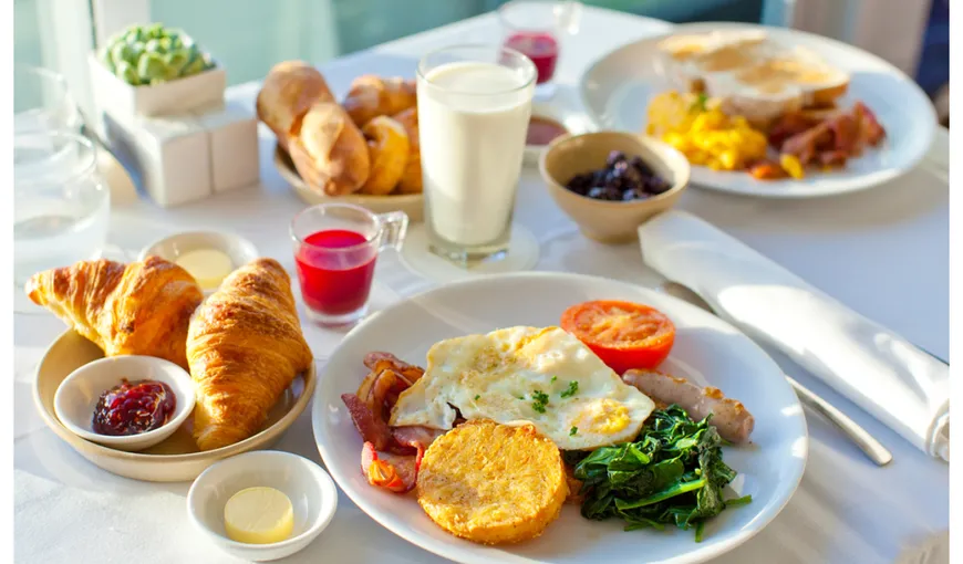 Micul dejun care te ajută să slăbeşti rapid. Ce să mănânci dimineaţa ca să arăţi perfect în costumul de baie