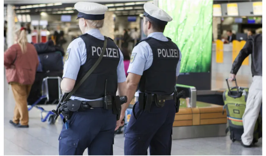 Părinţi români, amendaţi pe aeroportul din Germania pentru că au călătorit cu copilul care trebuia să fie la şcoală