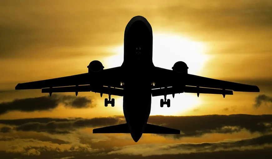 Călătoriile peste hotare devin mai scumpe. Biletele de avion s-ar putea scumpi considerabil în 2022