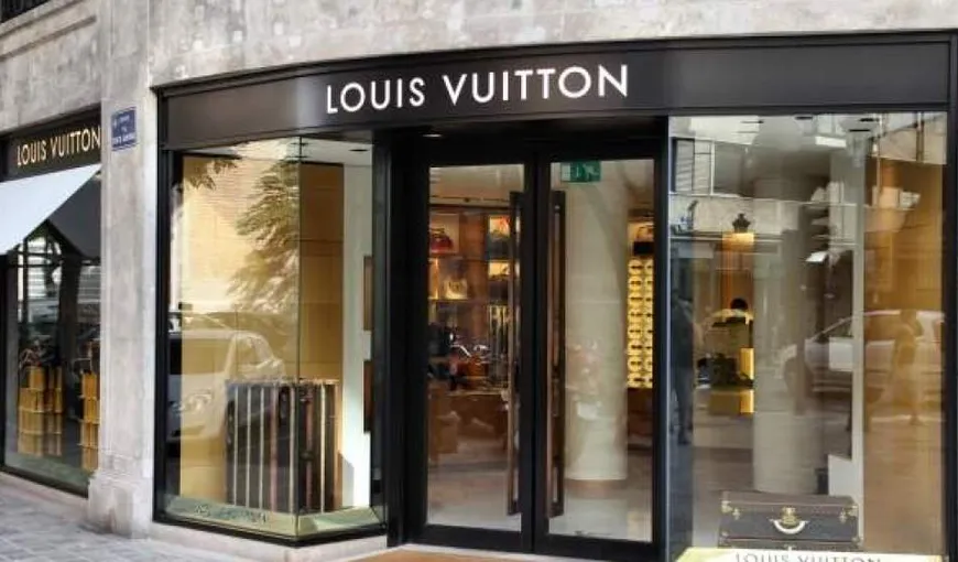 Românii bogați nu s-au uitat la bani! Louis Vuitton a înregistrat creșteri de aproape 50% la vânzări, doar în ultimul an