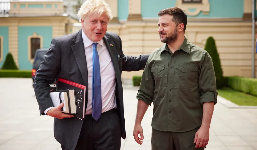 Boris Johnson, a doua oară în Kiev. Premierul britanic i-a făcut o vizită surpriză prietenului Zelenski