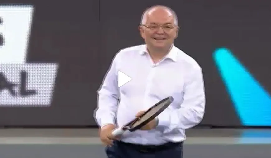 Emil Boc s-a dat iar în spectacol. L-a imitat pe Rafael Nadal, la meciul de retragere al lui Horia Tecău (VIDEO)