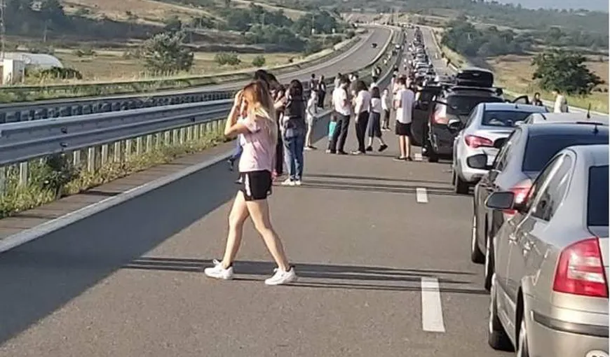 Amenzi mari pentru turiştii români care nu respectă Codul Rutier în Grecia. Poliţia poate chiar să-i lase fără maşini