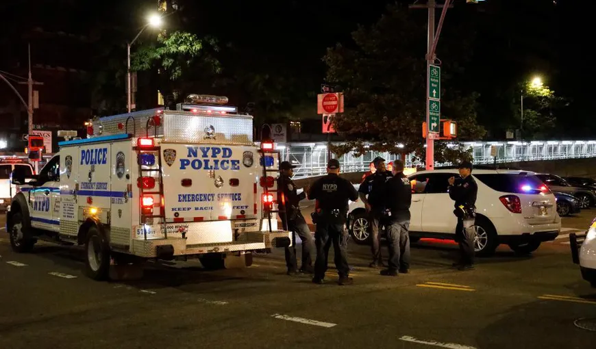 Împuşcături în masă în New York. Sunt nouă victime, un tânăr de 21 de ani a murit