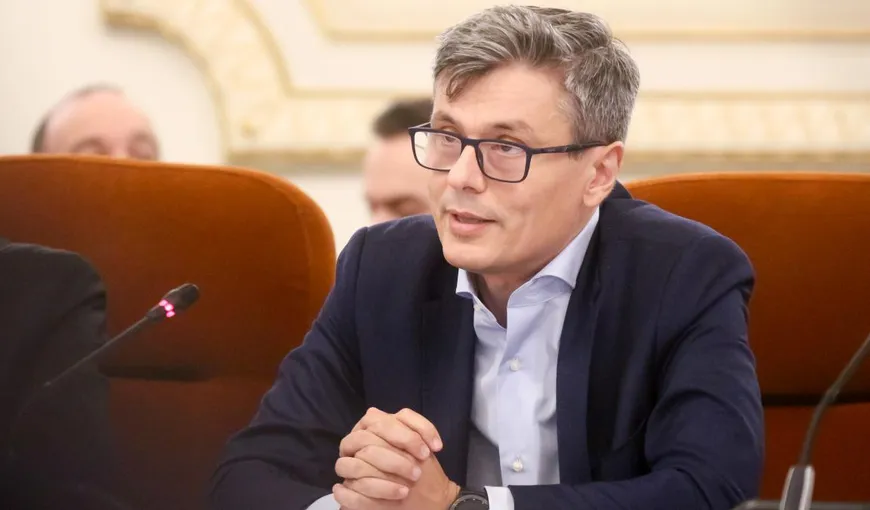 Virgil Popescu s-a săturat de atacurile USR: „Nu daţi doi bani pe problemele reale ale românilor! Criza nu va trece doar pentru că bateţi voi din picior”