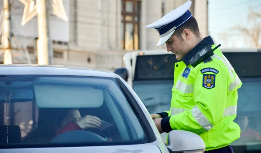 Trucul banal cu care şoferii români scapă de amenzi. Este ilegal: „Riscă dosar penal” VIDEO