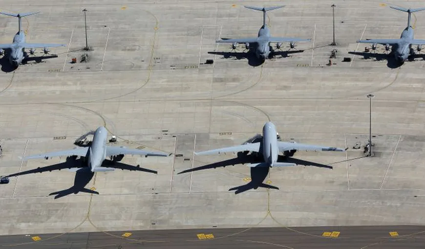 Marea Britanie suspendă toate zborurile de la cea mai mare bază militară din ţară. Pista s-a topit din cauza căldurii