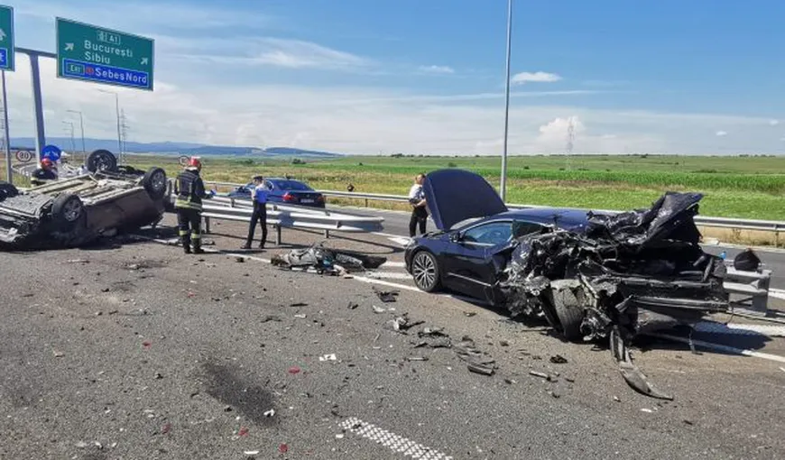 Accident cumplit pe A10, între Alba Iulia și Sebeș: Două mașini au fost distruse complet. Sunt patru victime, printre care și un copil