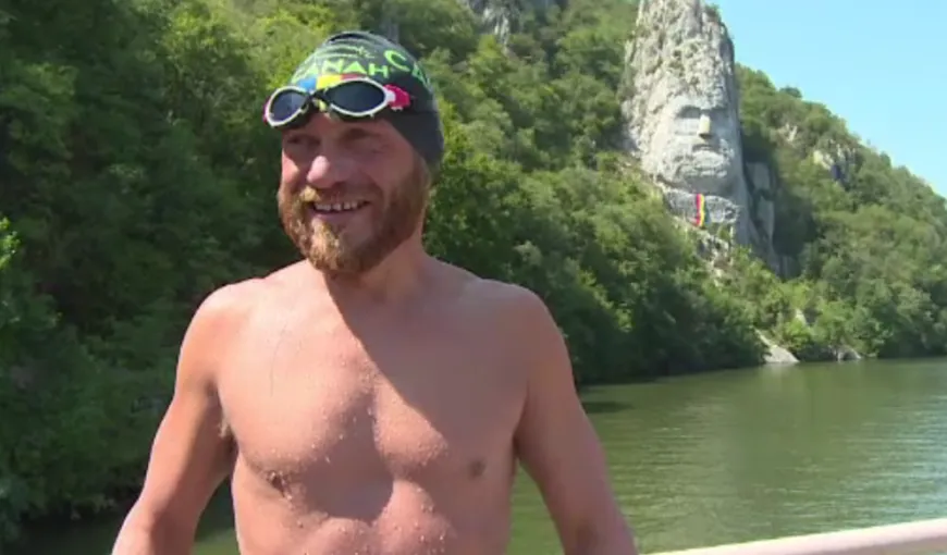 Înotătorul Avram Iancu a fost în pericol de înec! Medicii au oprit traversarea unui lac din Ungaria, unde sportivul încerca să bată un nou record